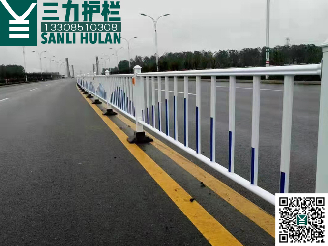 贵州市政护栏贴反光膜的重要性 贵州市政护栏贴反光膜的重要性