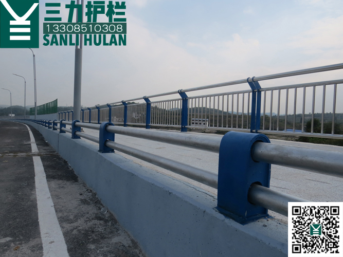 贵阳机非车道隔离防撞 护栏